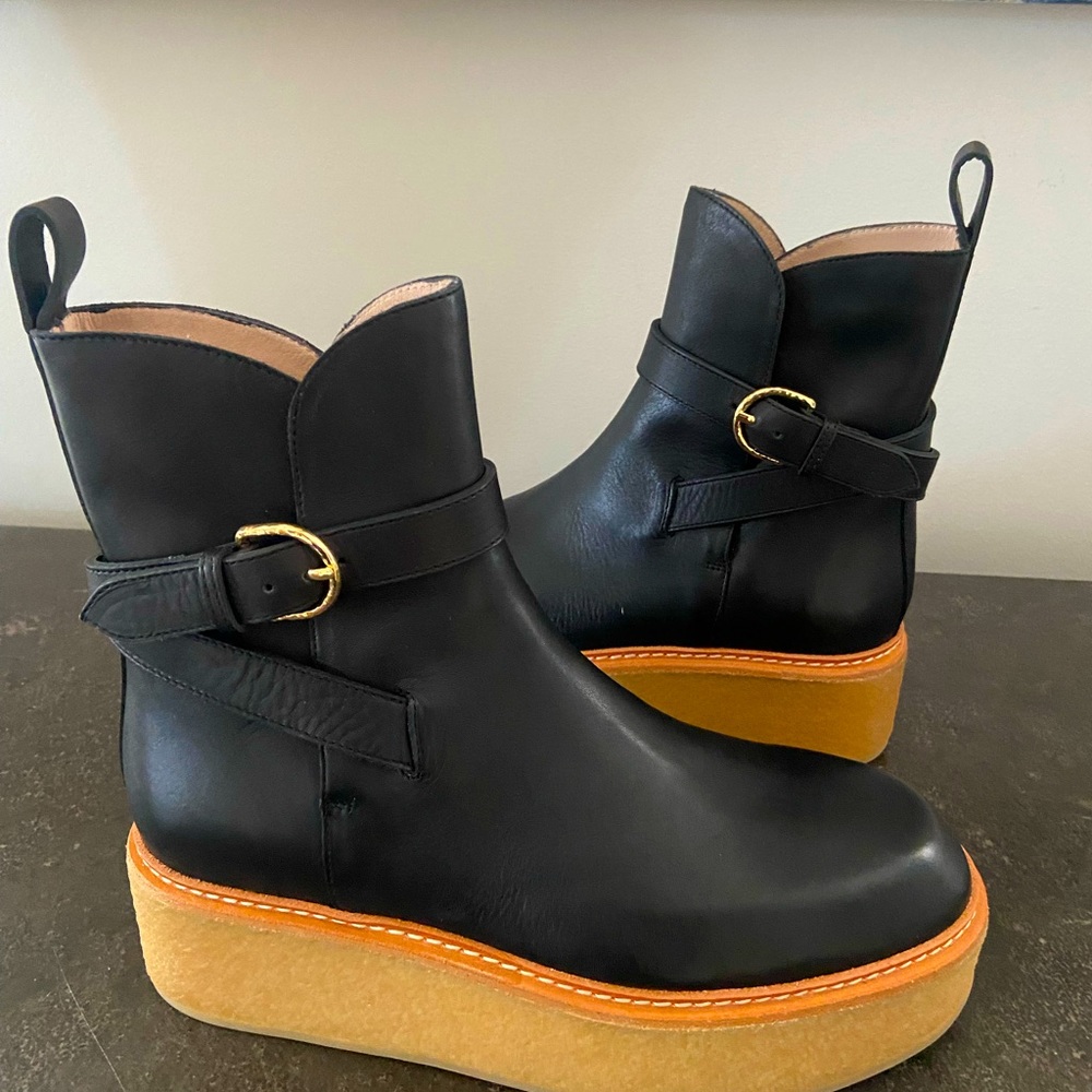COPY - Ulla Johnson
Lennox Leather Ankle-Buckle Platform Boots